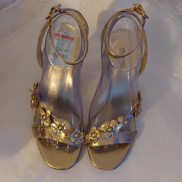 Michael Kors Sandal - Picture 4 of 5